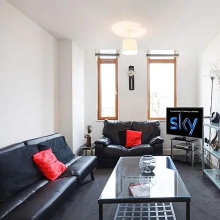 Rent this studio apartment on Chatsworth House19 Lever Street