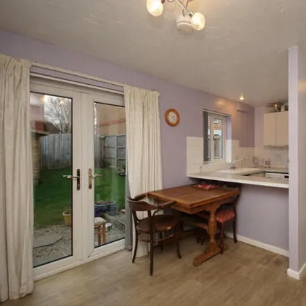 Image 3 - 136 Home Orchard, Yate, BS37 5XG, United Kingdom - Townhouse for sale