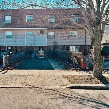 Rent this 3 bed house on 352 Mercer Loop in Bergen Square, Jersey City
