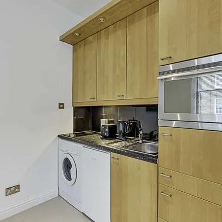 Rent this 1 bed apartment on Dexters in 66 Goodge Street, London