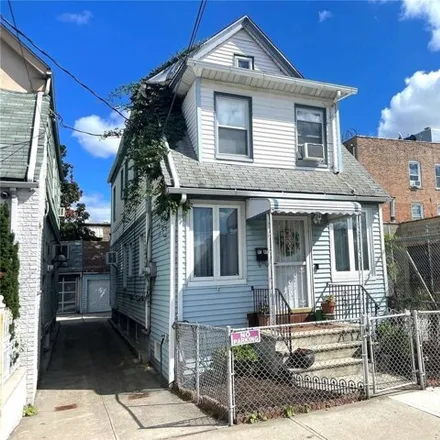 Image 2 - 97-47 106th Street, New York, NY 11416, USA - House for sale