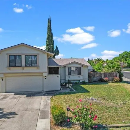Buy this 4 bed house on 7499 Patero Circle in Sacramento, CA 95823