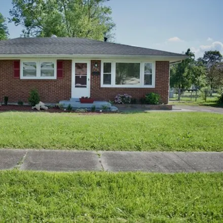 Buy this 3 bed house on 200 Chattanooga Ave in Louisville, Kentucky