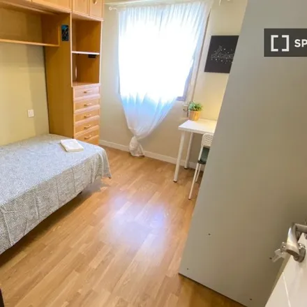 Rent this 7 bed room on Madrid in Calle de Luis Claudio, 28044 Madrid