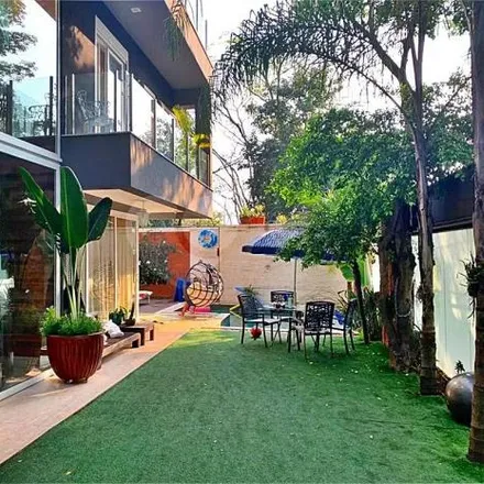 Buy this 4 bed house on Avenida Nova Cantareira 2726 in Jardim França, São Paulo - SP