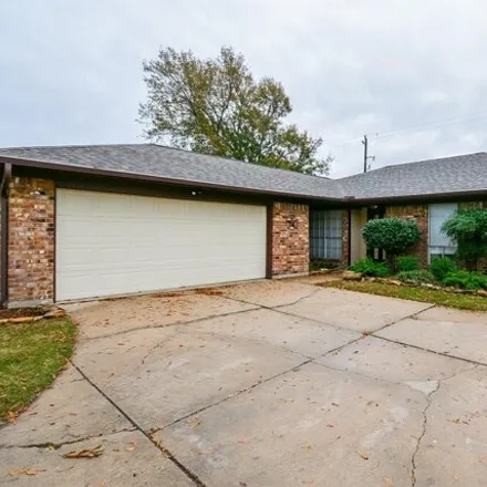 Buy this 3 bed house on 3161 Woodstone Drive in Baytown, TX 77521