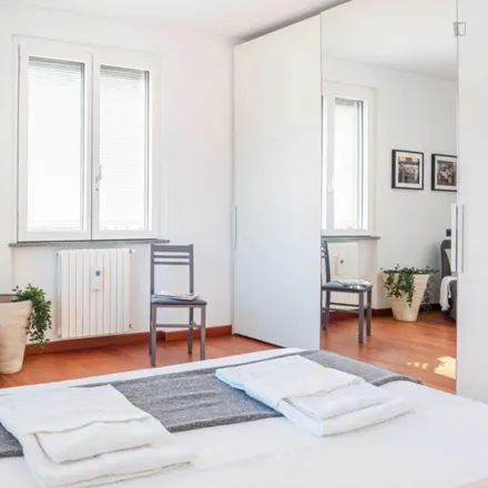 Image 1 - Via Neera, 20141 Milan MI, Italy - Apartment for rent