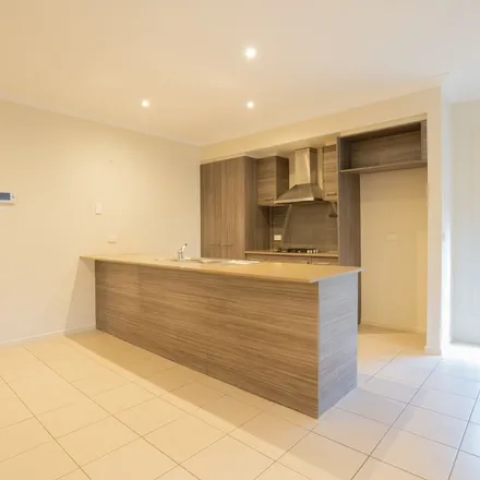 Image 7 - Barmah Drive, South Morang VIC 3752, Australia - Apartment for rent