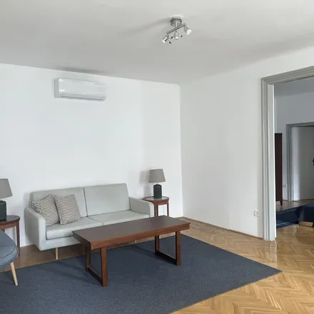 Image 3 - Budapest, Adam Clark Square, 1013, Hungary - Apartment for rent