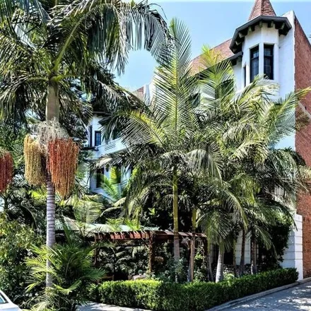 Image 4 - Horton Hall, 2041 North Vermont Avenue, Los Angeles, CA 90027, USA - House for sale