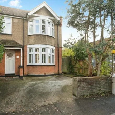 Buy this 4 bed house on Wates Way in Brentwood, CM15 9BH