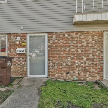 Image 3 - 2042 South Breiel Boulevard, Middletown, OH 45044, USA - Townhouse for sale