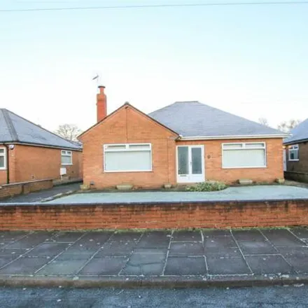 Buy this 2 bed house on Greenleafe Avenue in Doncaster, DN2 5RF