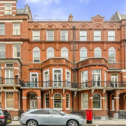 Buy this studio apartment on 41 Barkston Gardens in London, SW5 9AF