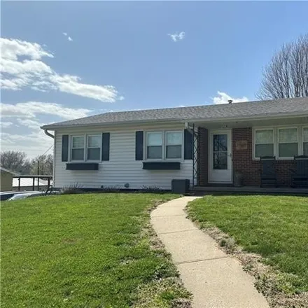 Buy this 4 bed house on 3884 South 31st Street in Saint Joseph, MO 64503