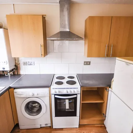 Rent this 1 bed apartment on Grafton Road in Bedford, MK40 1DN