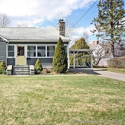 Buy this 3 bed house on 61 Lynde Street in Old Saybrook, CT 06475