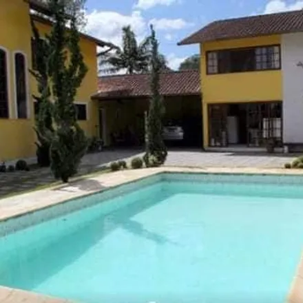 Buy this 6 bed house on Rua Tomaz Antônio Gonzaga in Teresópolis, Teresópolis - RJ