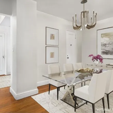 Image 3 - 45 Gramercy Park North, New York, NY 10010, USA - Apartment for sale