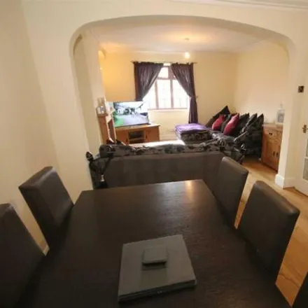Image 6 - Penhill Road, Cardiff, CF11 9PR, United Kingdom - House for rent