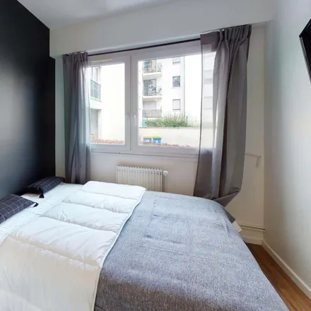 Rent this 2 bed room on 71 Rue Louis Blanc in 76100 Rouen, France