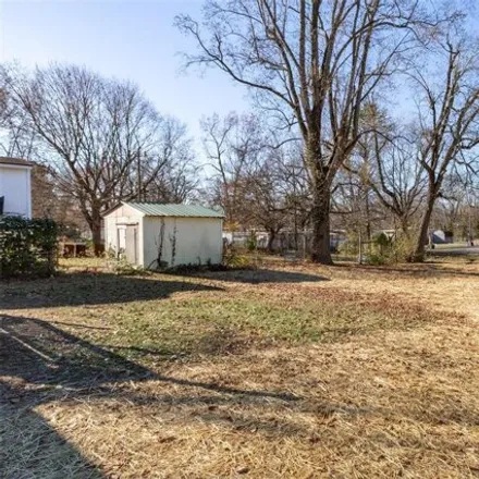 Image 8 - 428 Locust Street, Junction City, Madison County, MO 63645, USA - House for sale