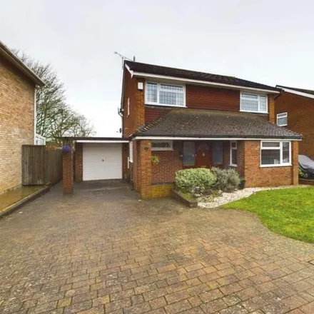 Buy this 4 bed house on Westminster Drive in Aylesbury, HP21 7LS
