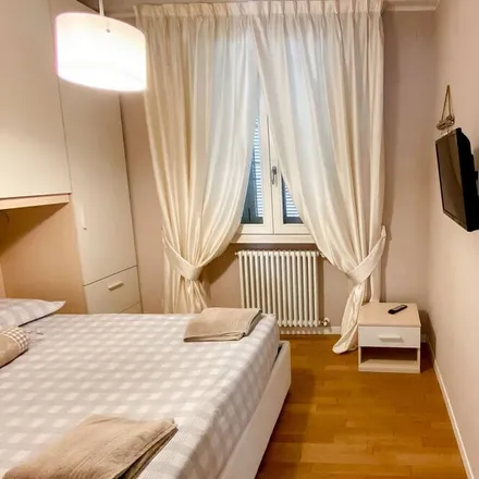 Image 1 - 25015 Desenzano del Garda BS, Italy - Apartment for rent
