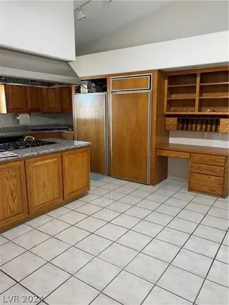 Image 6 - 3916 Youngson, Paradise, NV 89121, USA - House for rent