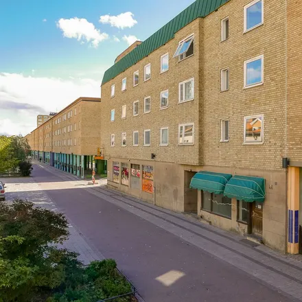 Rent this 2 bed apartment on Norra Knoopgatan in 632 27 Eskilstuna, Sweden