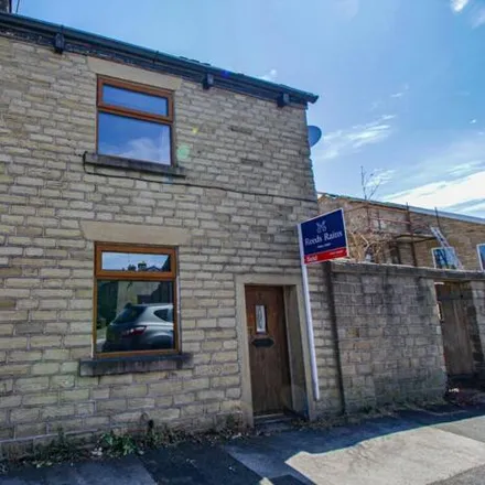 Buy this 2 bed townhouse on The Vineyard in 18-20 Charlestown Road, Glossop
