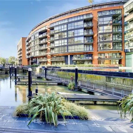 Buy this 1 bed apartment on Hepworth Court in 30 Gatliff Road, London