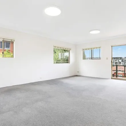 Rent this 2 bed apartment on 40 Boronia Street in Kensington NSW 2033, Australia