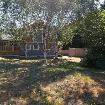 Buy this 5 bed house on 2633 Northeast 277th Avenue in Clark County, WA 98607