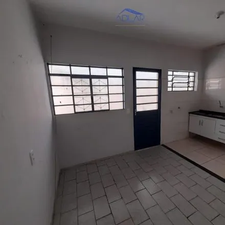 Rent this 1 bed apartment on Praça Antônio Arnaldo Vissoto in Jardim Marambá, Bauru - SP