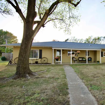 Buy this 4 bed house on 21193 Curtis Avenue in Cowley County, KS 67156