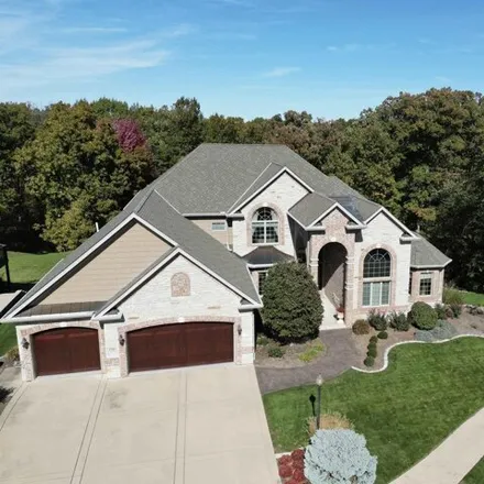 Buy this 5 bed house on 5701 West Forestwood Drive in Peoria, IL 61615