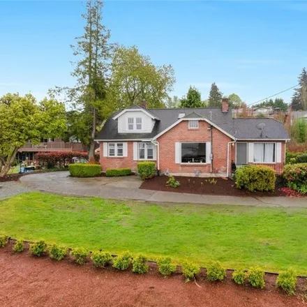 Buy this 5 bed house on 1199 South Lake Stevens Road in Lake Stevens, WA 98258