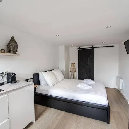 Rent this 1 bed apartment on 2042 CG Zandvoort
