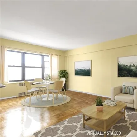 Image 6 - 102-43 68th Avenue, New York, NY 11375, USA - Apartment for sale