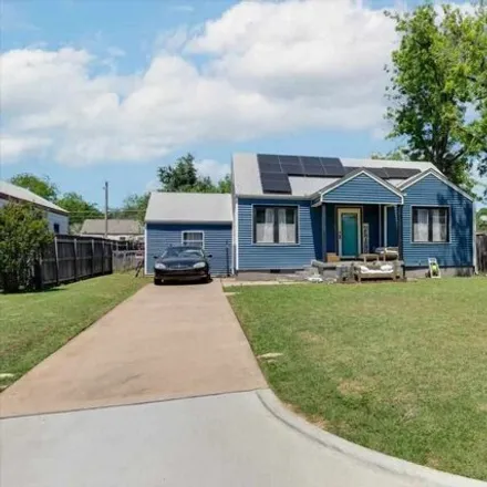 Buy this 4 bed house on 1729 Northwest Bell Avenue in Lawton, OK 73507