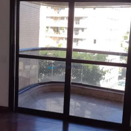 Rent this 3 bed apartment on Rua Correia de Lemos 244 in Chácara Inglesa, São Paulo - SP