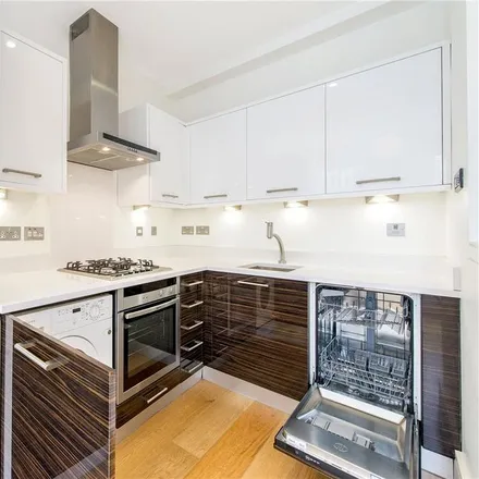Rent this 1 bed apartment on Kingsley Lodge in 9-27 New Cavendish Street, East Marylebone