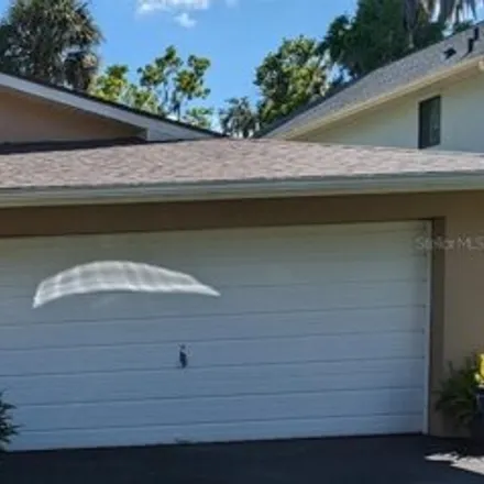 Buy this 2 bed house on 12100 Palmetto Lane in Dunnellon, Marion County