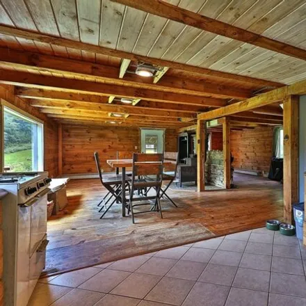 Image 7 - 810 Crown Point Rd, Plymouth, Vermont, 05056 - House for sale