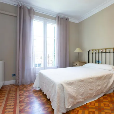 Rent this 2 bed apartment on Rambla de Catalunya in 85, 08001 Barcelona