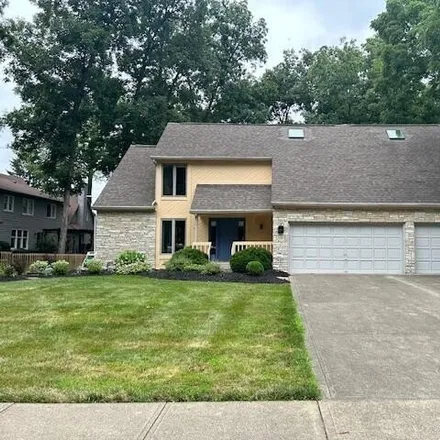 Buy this 4 bed house on 1136 Oakwood Ln in Westerville, Ohio