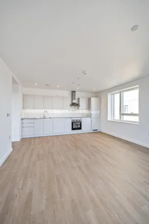 Rent this 2 bed apartment on Mizzen Street in London, IG11 7YP