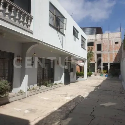 Buy this 6 bed house on Avenida 21 Poniente in 72400 Puebla, PUE