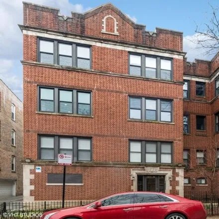 Buy this 2 bed condo on 7653-7659 North Bosworth Avenue in Chicago, IL 60626